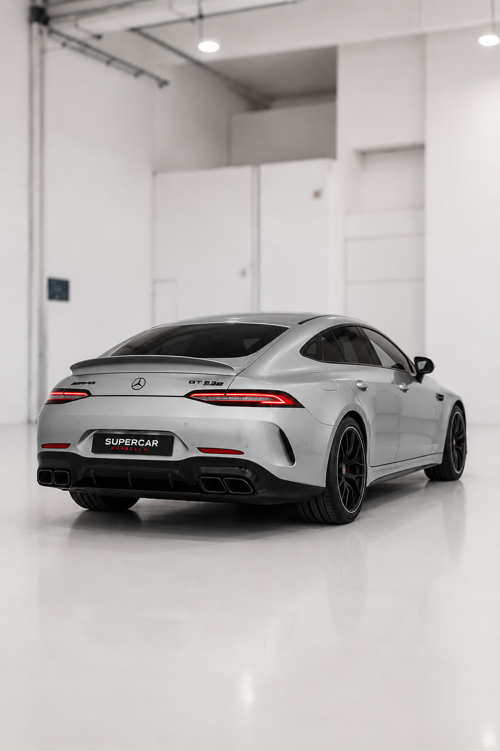 Mercedes-AMG GT63 S Performance